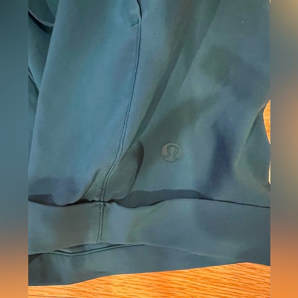 NWOT Lululemon Spring Break Away Shorts Pacific Teal Size 4 - Picture 4 of 6